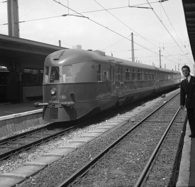 17 juin 1950 : Type 654 N° 654.02 à Bruxelles-Midi